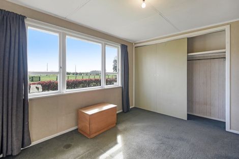 Photo of property in 28 Suther Street, Waverley, 4510