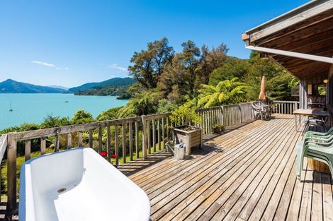 Photo of property in 288 Moetapu Bay Road, Moetapu Bay, Picton, 7282