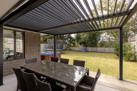 Photo of property in 15 Clover Lane, Pyes Pa, Tauranga, 3112