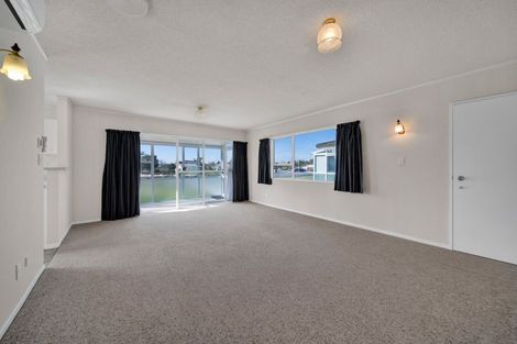 Photo of property in 77 Ariel Street, Stratford, 4332