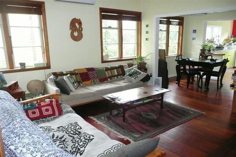 Photo of property in 12a Edinburgh Terrace, Berhampore, Wellington, 6023