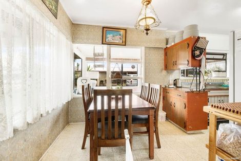 Photo of property in 8 Royton Avenue, Mangere East, Auckland, 2024