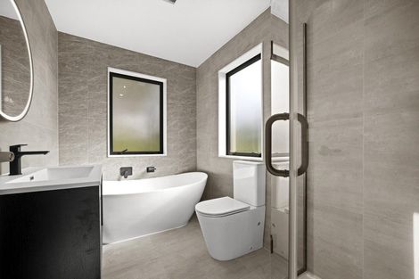 Photo of property in 25d Lavery Place, Sunnynook, Auckland, 0632