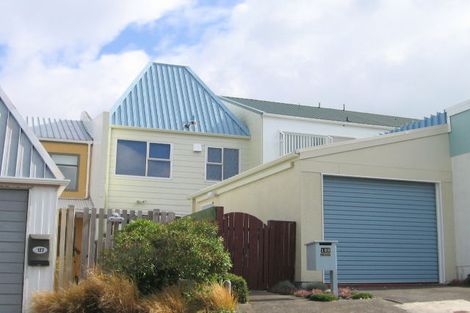 Photo of property in 129-133 Akaroa Drive, Maupuia, Wellington, 6022