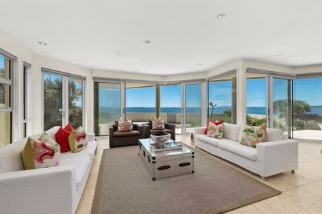 Photo of property in 26 Tiri Road, Milford, Auckland, 0620