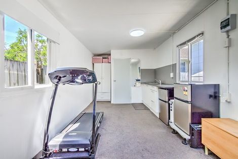 Photo of property in 4 Kenney Crescent, Fairfield, Hamilton, 3214