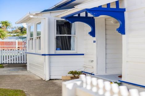 Photo of property in 39 Humber Street, Island Bay, Wellington, 6023