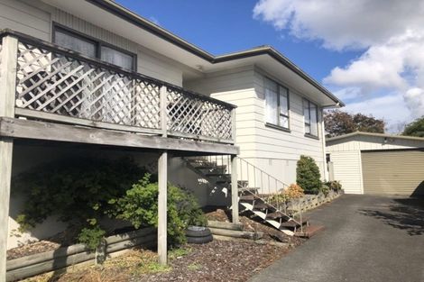 Photo of property in 5 Struan Place, Highland Park, Auckland, 2010