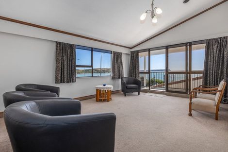 Photo of property in 168 Saint Andrews Road, Plimmerton, Porirua, 5026