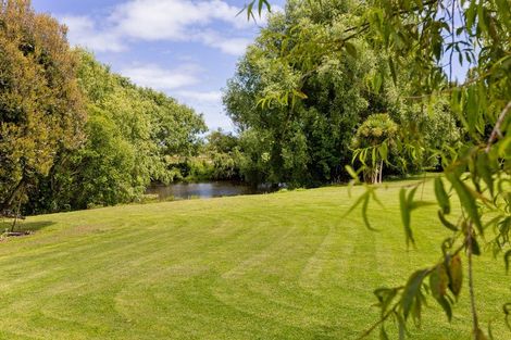 Photo of property in 139 Richmond Road, Brixton, New Plymouth, 4373