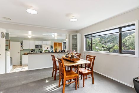 Photo of property in 38 Montgomery Avenue, Karori, Wellington, 6012