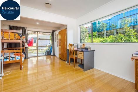 Photo of property in 5 Phoenix Place, Papatoetoe, Auckland, 2025