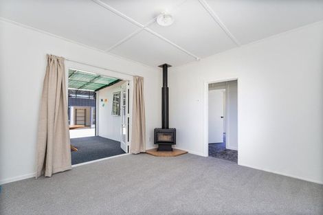 Photo of property in 24 Captain Cook Road, Cooks Beach, Whitianga, 3591