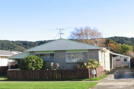 Photo of property in 2/17 Meremere Street, Wainuiomata, Lower Hutt, 5014