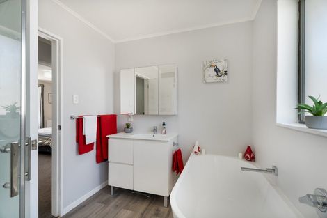 Photo of property in 78 Kairimu Street, Stokes Valley, Lower Hutt, 5019