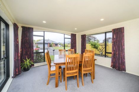 Photo of property in 20 Boston Parade, Kelvin Grove, Palmerston North, 4414