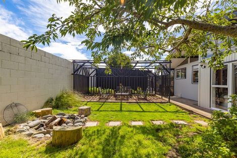 Photo of property in 121 Oakhampton Street, Hornby, Christchurch, 8042