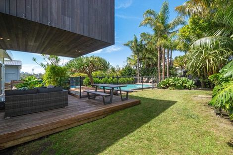 Photo of property in 72 West End Road, Westmere, Auckland, 1022