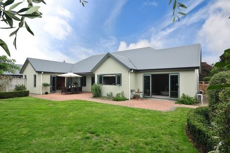 Photo of property in 46 Cairns Crescent, Rototuna, Hamilton, 3210