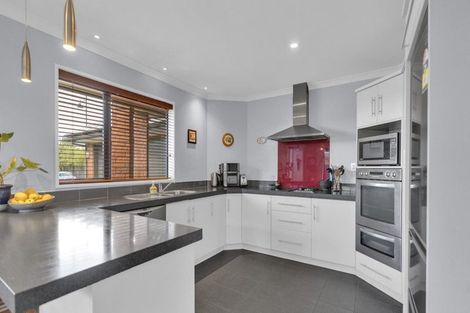 Photo of property in 5 Rooney Place, Aidanfield, Christchurch, 8025