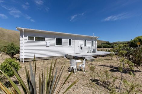 Photo of property in 422 Whangaehu Road, Porangahau, 4293