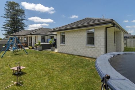Photo of property in 16 Quail Court, Pyes Pa, Tauranga, 3112