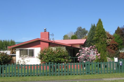 Photo of property in 108 Homedale Street, Pukehangi, Rotorua, 3015