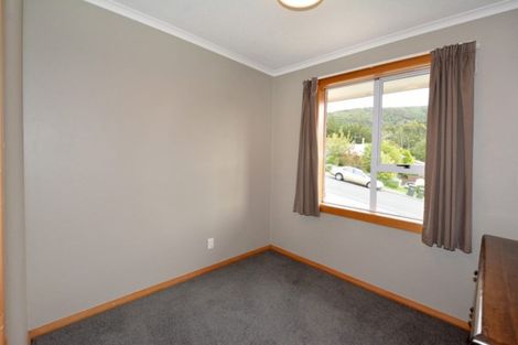 Photo of property in 100 Wakari Road, Helensburgh, Dunedin, 9010