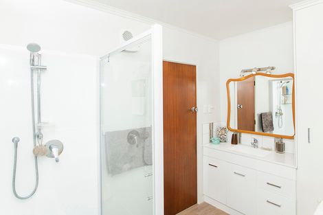 Photo of property in 1020 Aberdeen Road, Te Hapara, Gisborne, 4010