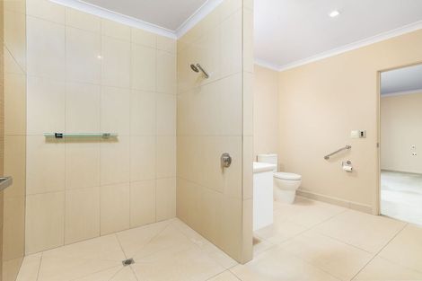 Photo of property in 238 Queen Street, Waimate, 7924