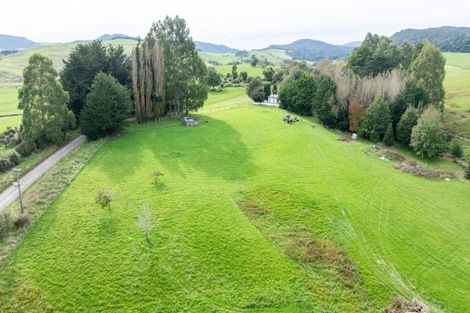 Photo of property in 28 Mandeville Road, Hokonui, Winton, 9782