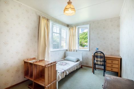 Photo of property in 73 Greenslade Crescent, Northcote, Auckland, 0627