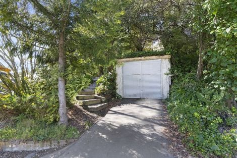 Photo of property in 25 Valley Road, Cashmere, Christchurch, 8022