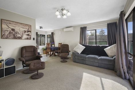 Photo of property in 432a Kahikatea Drive, Dinsdale, Hamilton, 3204