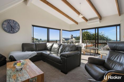 Photo of property in 28 Ocean View Road, Waihi Beach, 3611