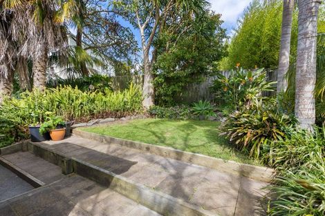 Photo of property in 6/165 Hinemoa Street, Birkenhead, Auckland, 0626