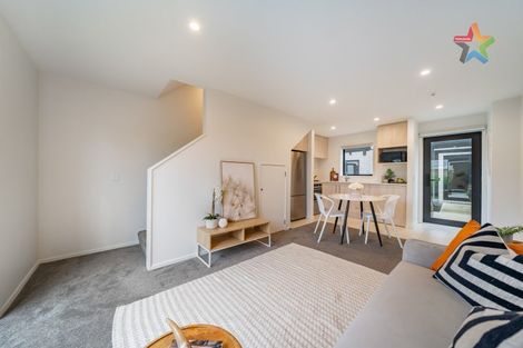 Photo of property in 2/183 Cambridge Terrace, Fairfield, Lower Hutt, 5011
