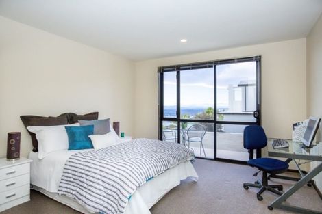 Photo of property in 2 Signal Hill Road, Mount Pleasant, Christchurch, 8081