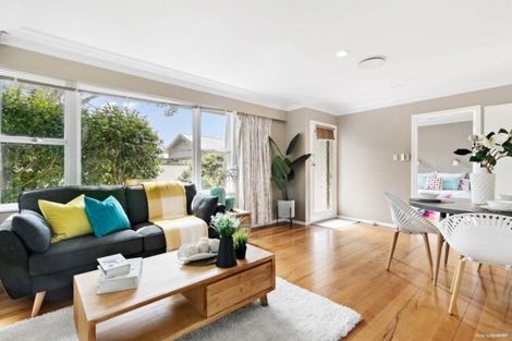 Photo of property in 4/32 Atarangi Road, Greenlane, Auckland, 1051