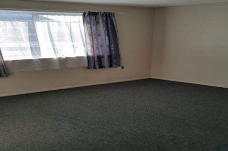 Photo of property in 1/5 Myna Place, Weymouth, Auckland, 2103