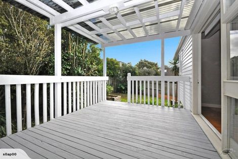 Photo of property in 20a Corunna Road, Milford, Auckland, 0620