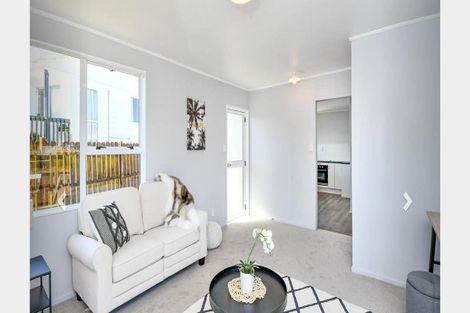 Photo of property in 3/23 Parson Lane, Papatoetoe, Auckland, 2025