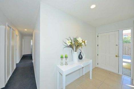 Photo of property in 511a Harewood Road, Harewood, Christchurch, 8051