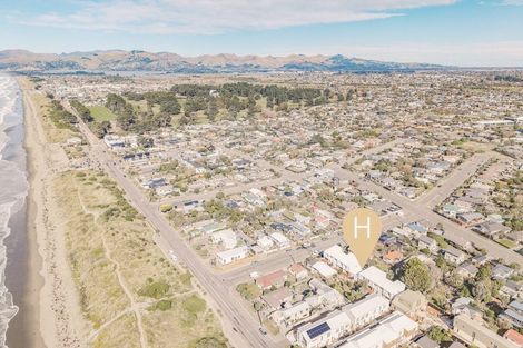 Photo of property in 2/12 Fleming Street, North New Brighton, Christchurch, 8083