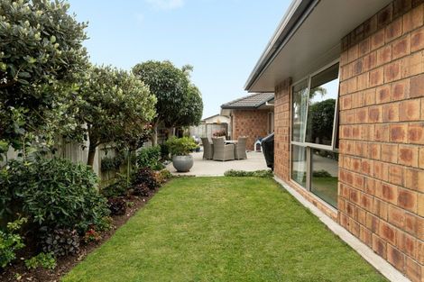 Photo of property in 110 Oriental Parade, Papamoa Beach, Papamoa, 3118