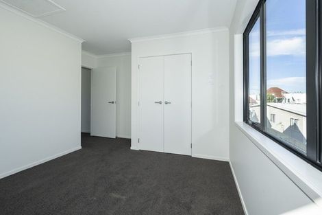 Photo of property in 7/12 Charlemont Street, Whitiora, Hamilton, 3200