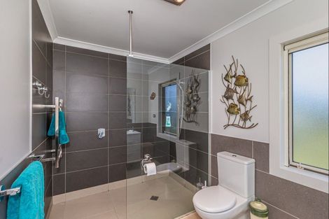 Photo of property in 14 Twin Peaks Grove, Koputaroa, Levin, 5575