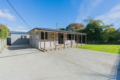 Photo of property in 41 Kawiu Road, Levin, 5510