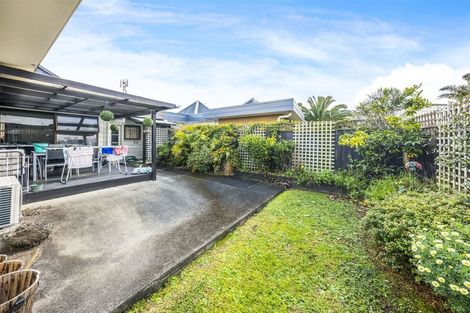 Photo of property in 1/1 Peguero Place, Totara Heights, Auckland, 2105