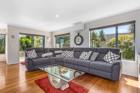 Photo of property in 101 Regent Drive, Paraparaumu Beach, Paraparaumu, 5032